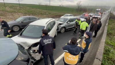 Tekirdağ Çorlu Çevre Yolu üzerinde 4 aracın karıştığı zincirleme kaza