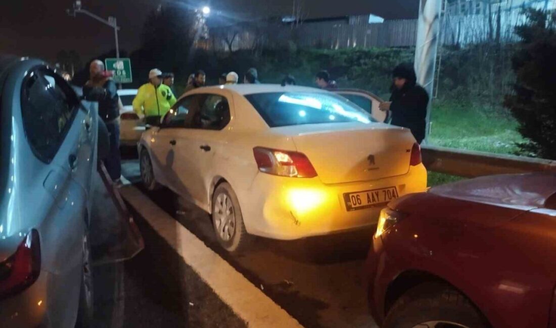 TEM Otoyolu Ümraniye-Fatih Sultan Mehmet (FSM) Köprüsü ayrımında sabah saatlerinde