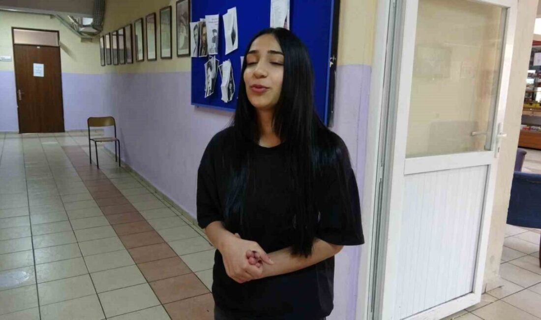 Isparta’da teneffüs sırasında boğazına yiyecek kaçan lise öğrencisi, öğretmenlerin zamanında