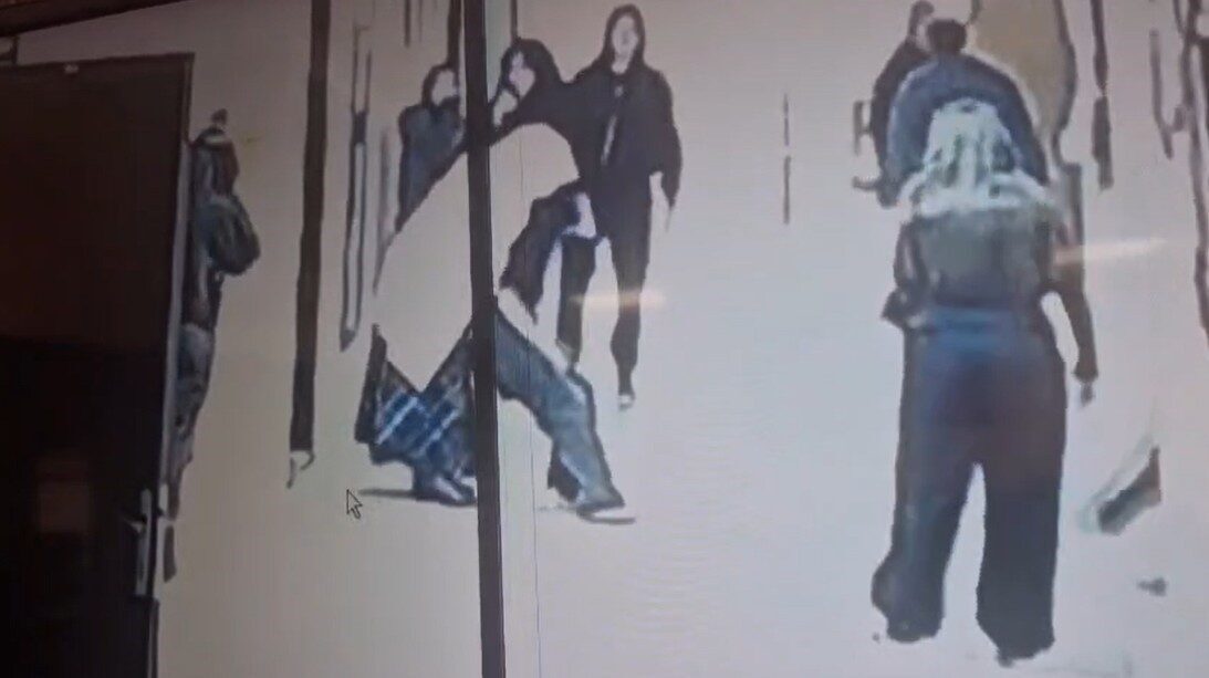 Isparta’da teneffüste boğazına yiyecek kaçan lise öğrenci, öğretmenlerin zamanında ve