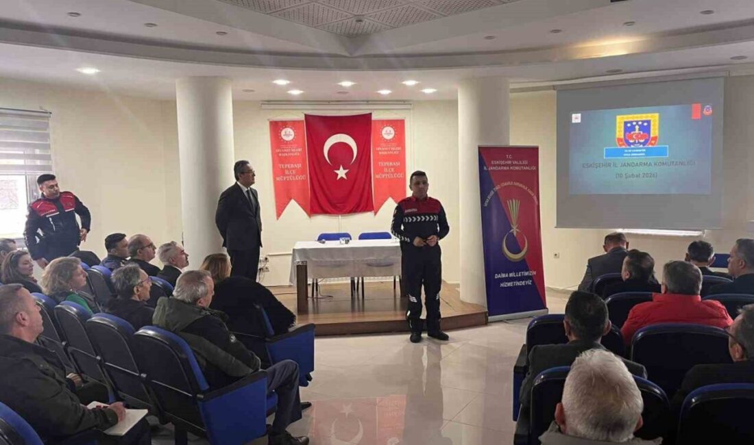 Eskişehir’in Tepebaşı ilçesinde, Kaymakam Sadettin Yücel’in katılımıyla kırsal mahalle muhtarlarına