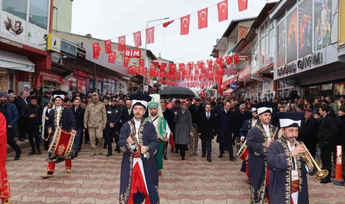 Erzincan’ın Tercan ilçesinin kurtuluş günü dolayısıyla düzenlenen kortejde, Kaymakam Neslihan
