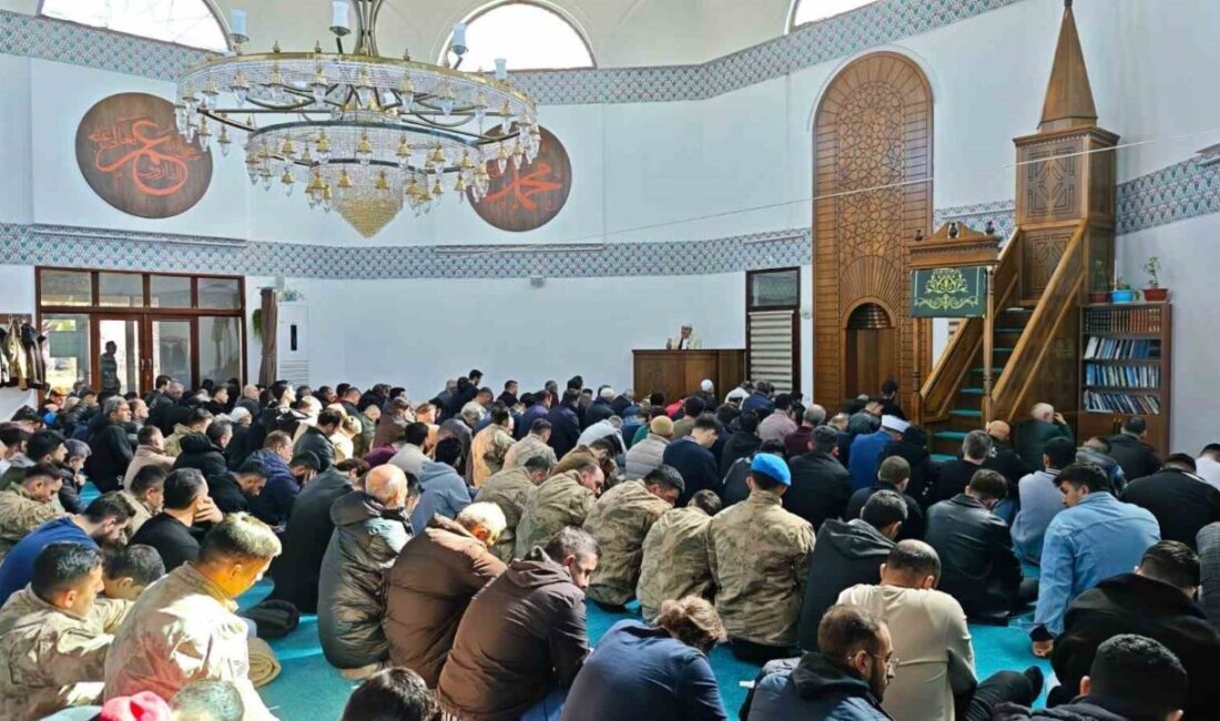 Tokat Gaziosmanpaşa Üniversitesi, Ramazan ayına özel düzenlediği sohbet, panel, tasavvuf