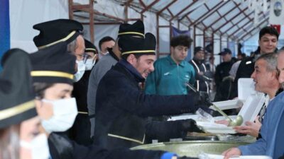 Tokat’ta belediye tarafından kurulan iftar sofraları, Ramazan etkinlik çadırı programları