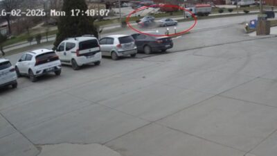 Tokat’ın Erbaa ilçesinde iki otomobilin çarpıştığı kazada 2 kişi hafif