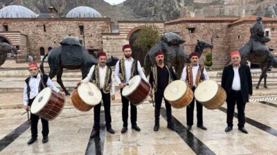 Tokat Belediyesi tarafından belirlenen 21 ramazan davulcusu, tarihi Sulusokak’ta son