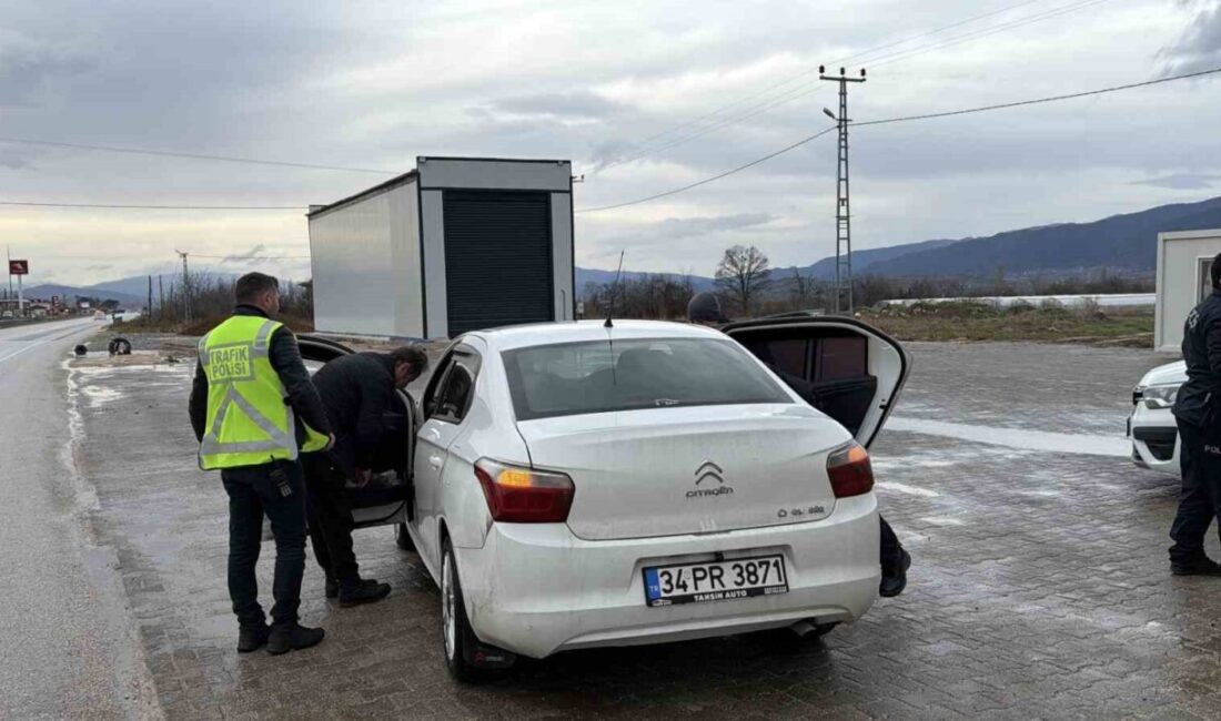 Tokat’ın Erbaa ilçesinde polis ekiplerince durdurulan bir otomobilde Afganistan uyruklu