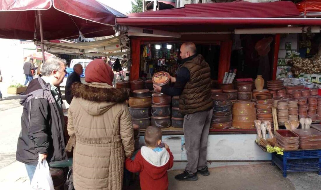 Trabzon’da Ramazan ayına sayılı günler kala çarşı pazarda hareketlilik gözleniyor.