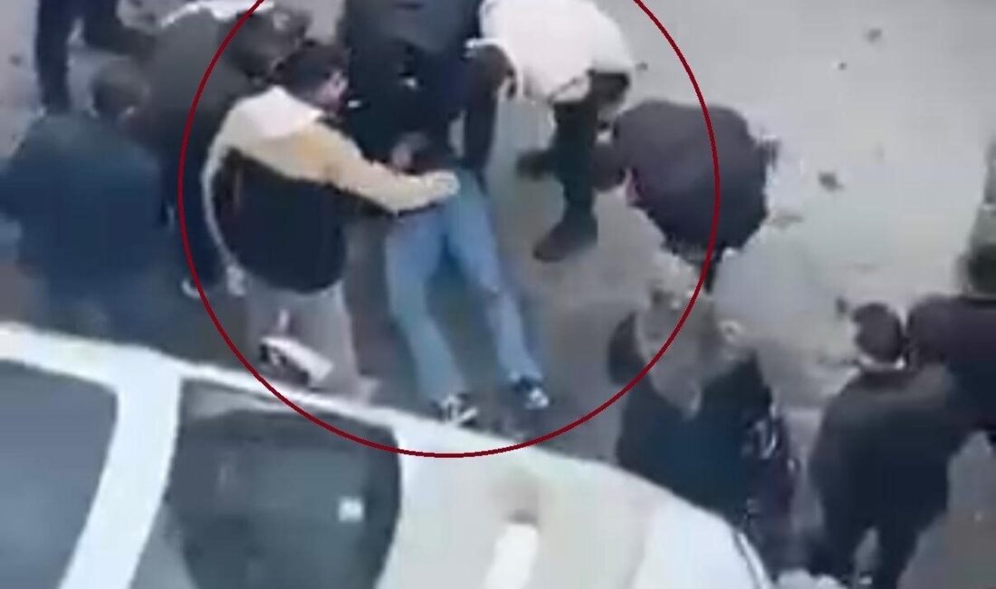 Diyarbakır’ın Sur ilçesinde trafikte iki grup arasında çıkan tartışmada 1