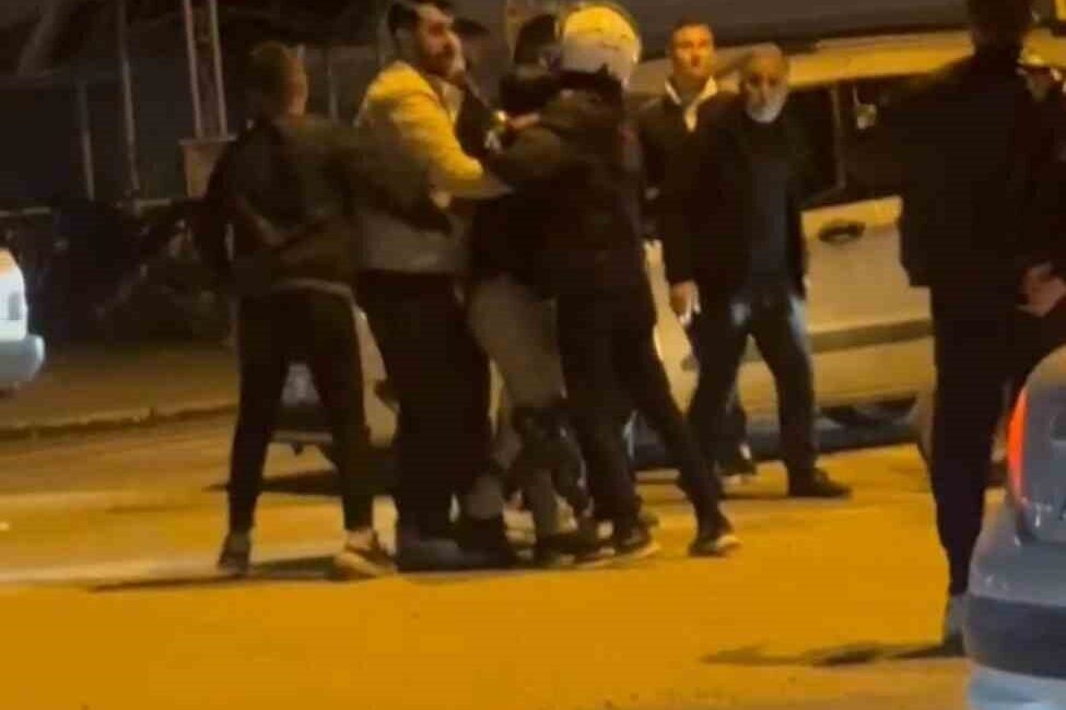 Çankırı’da trafik yüzünden iki grup arasında çıkan kavgada yumruk ve