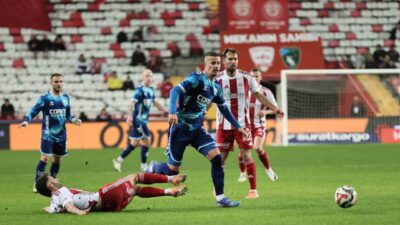Trendyol Süper Lig’in 22. haftasında Antalyaspor, sahasında Samsunspor’u 3-1 mağlup