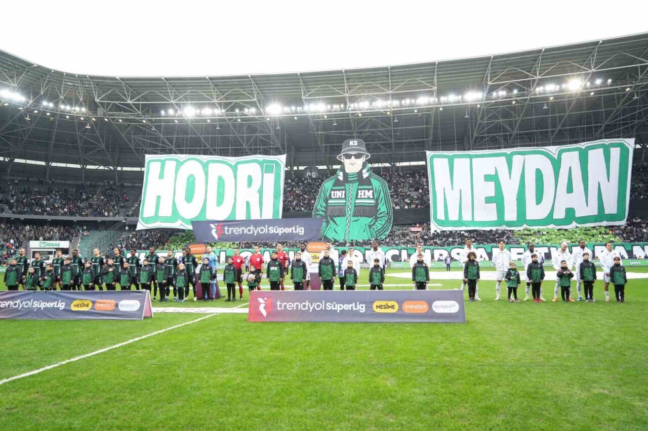 Trendyol Süper Lig’in 24. haftasında Kocaelispor ile Beşiktaş karşı karşıya