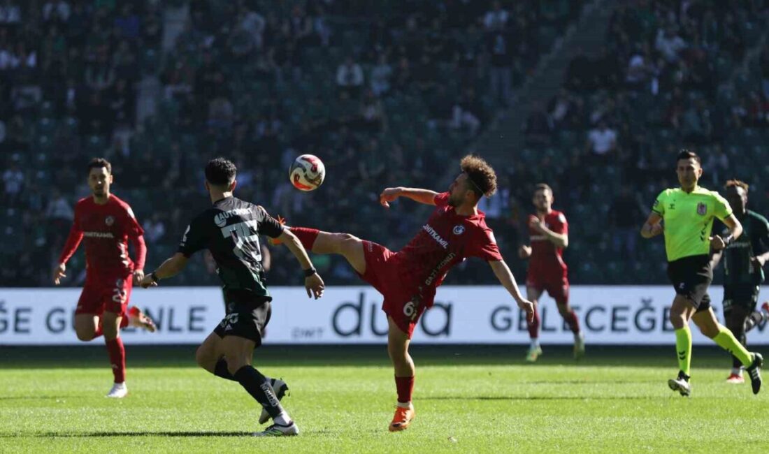Trendyol Süper Lig’in 22. haftasında Kocaelispor evinde Gaziantep FK ile