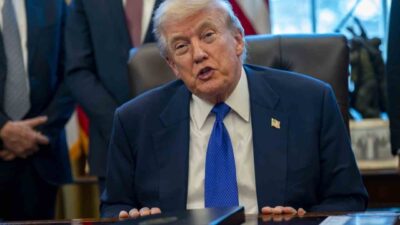 ABD Başkanı Donald Trump, İngiltere Başbakanı Keir Starmer ile Diego