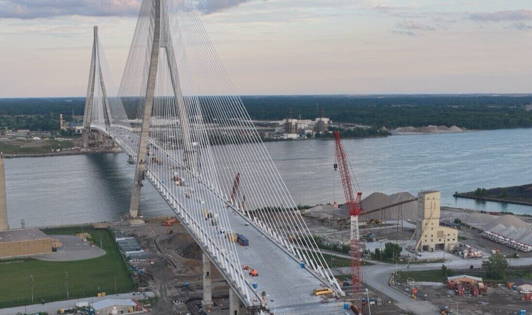 ABD Başkanı Donald Trump, Kanada tarafından iki ülke arasındaki Detroit