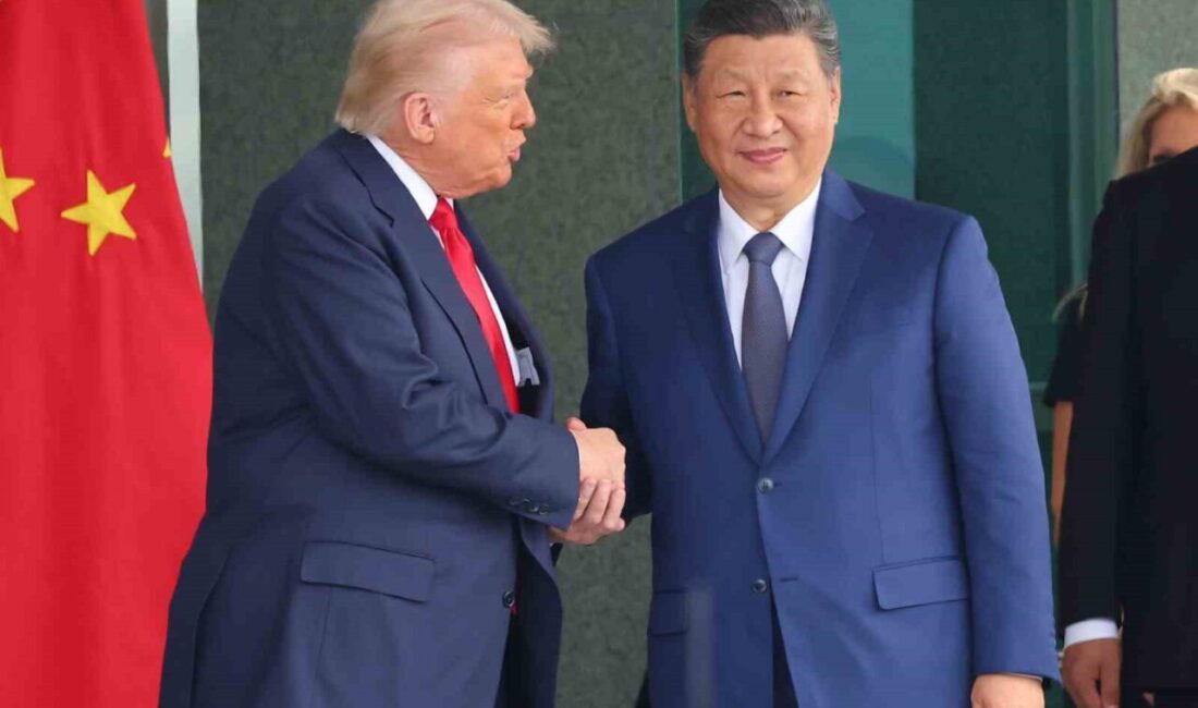 ABD Başkanı Donald Trump, Çin Devlet Başkanı Xi Jinping ile