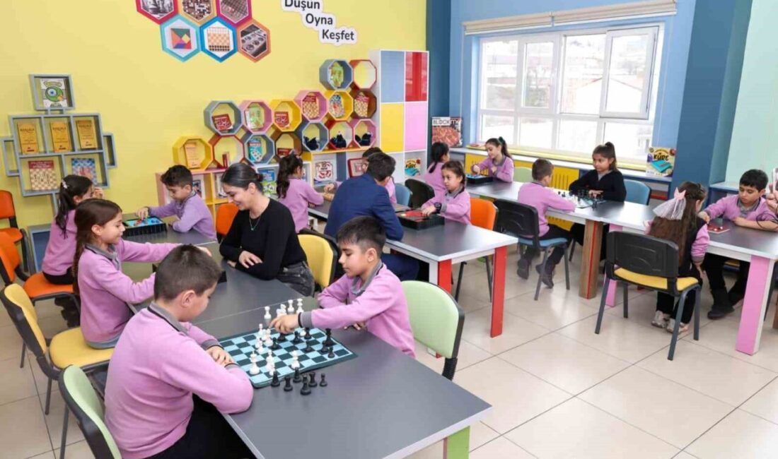 E-Vizyon 62 Programı kapsamında Tunceli genelindeki tüm ilkokul ve ortaokullarda
