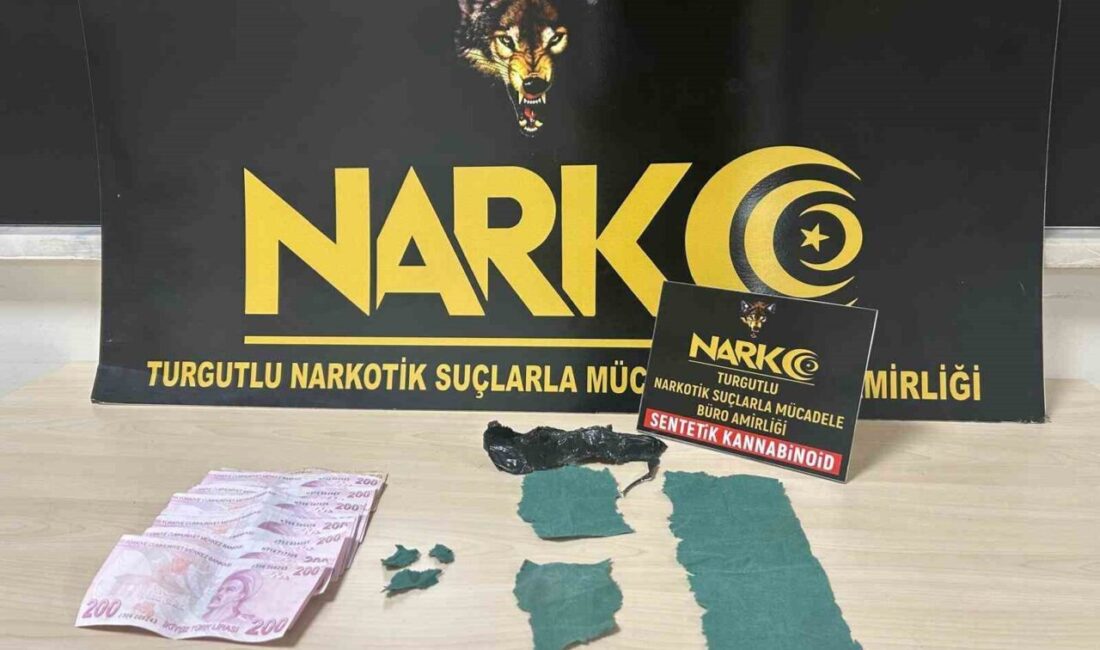 Manisa’nın Turgutlu ilçesinde düzenlenen uyuşturucu operasyonunda gözaltına alınan 3 şüpheli
