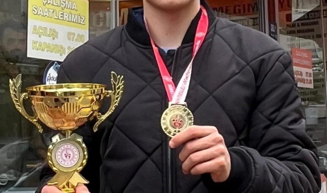 Genç erkek kros Türkiye Şampiyonası Aydın’da koşuldu, Şampiyon Erzurum’dan çıktı.