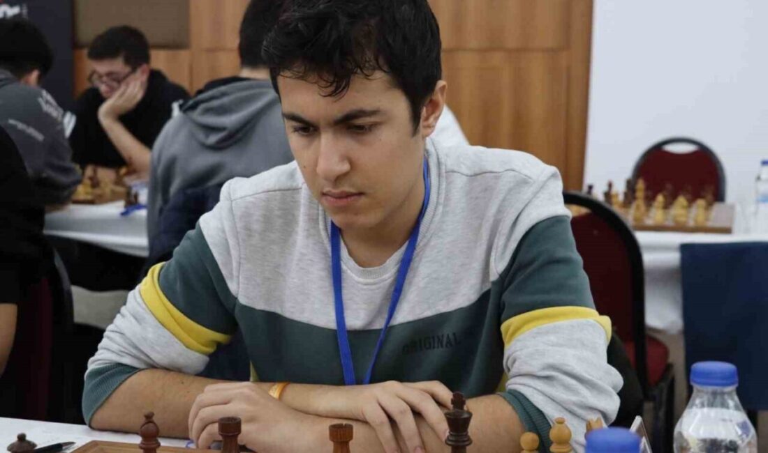 Türkiye Küçükler ve Yıldızlar Satranç Şampiyonasında yıldızlar kategorisinde Türkiye ikincisi