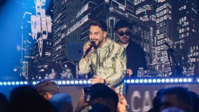 Uludağ’da Sefo çılgınlığı yaşandı. Kış festivalinde sahne alan ünlü sanatçı