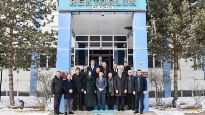 Kafkas Üniversitesi ev sahipliğinde düzenlenen Üniversitelerarası Kurul (ÜAK) Yönetim Kurulu