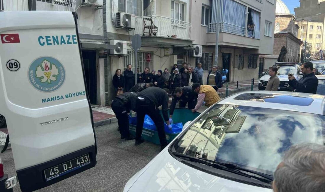 Manisa’nın Yunusemre ilçesinde 72 yaşındaki eşini uykuda boğazından keserek öldüren