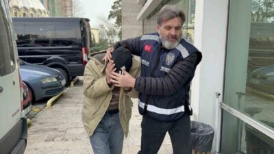 Samsun’un İlkadım ilçesinde narkotik polisinin düzenlediği operasyonda uyuşturucu hap ele