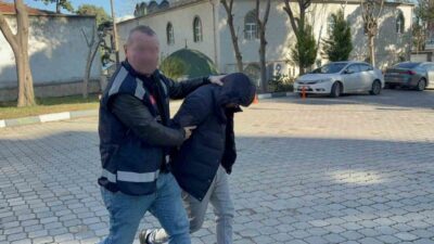 Samsun’un İlkadım ilçesinde üzerinde ve evinde 8 paket halinde 30,71