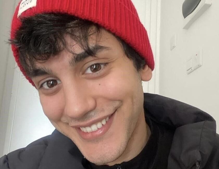 İstanbul’da geçtiğimiz 15 Ağustos’ta şiddetli rüzgarın etkisiyle devrilen bir ağacın