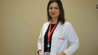 Dermatoloji Bölümü’nden Uzm. Dr. Eda Pınarbaşılı, cilt gençleştirme uygulamaları hakkında