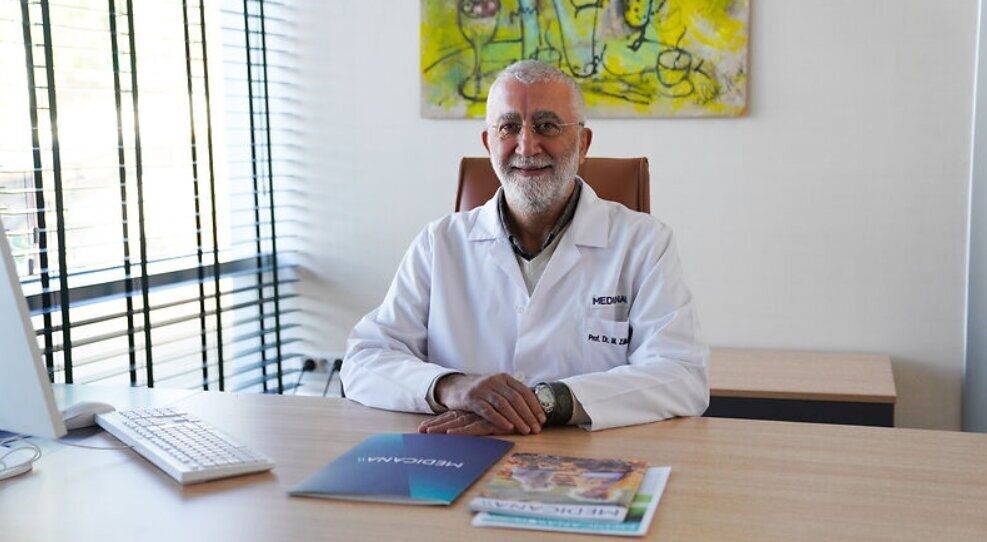Medicana Sağlık Grubu Nöroloji Uzmanı Prof. Dr. M. Zülküf Önal,