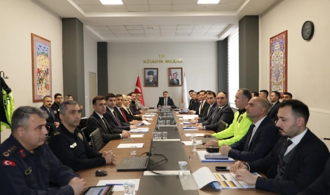 Kütahya İl Güvenlik ve Asayiş Toplantısı, Vali Musa Işın’ın başkanlığında