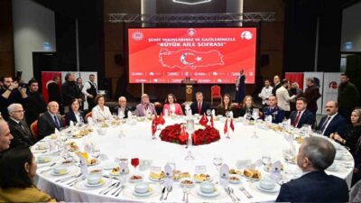 Eskişehir Valisi Erdinç Yılmaz, “Büyük Aile Sofraları” iftar yemeği programında
