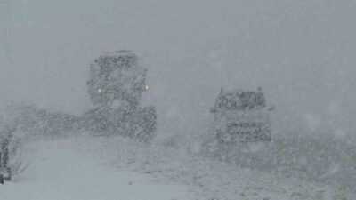 Van’da akşam saatlerinde etkili olan kar yağışı ve sis, 2