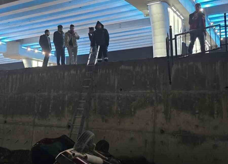 Van’ın Edremit ilçesinde seyir halindeki otomobilin takla atması sonucu meydana