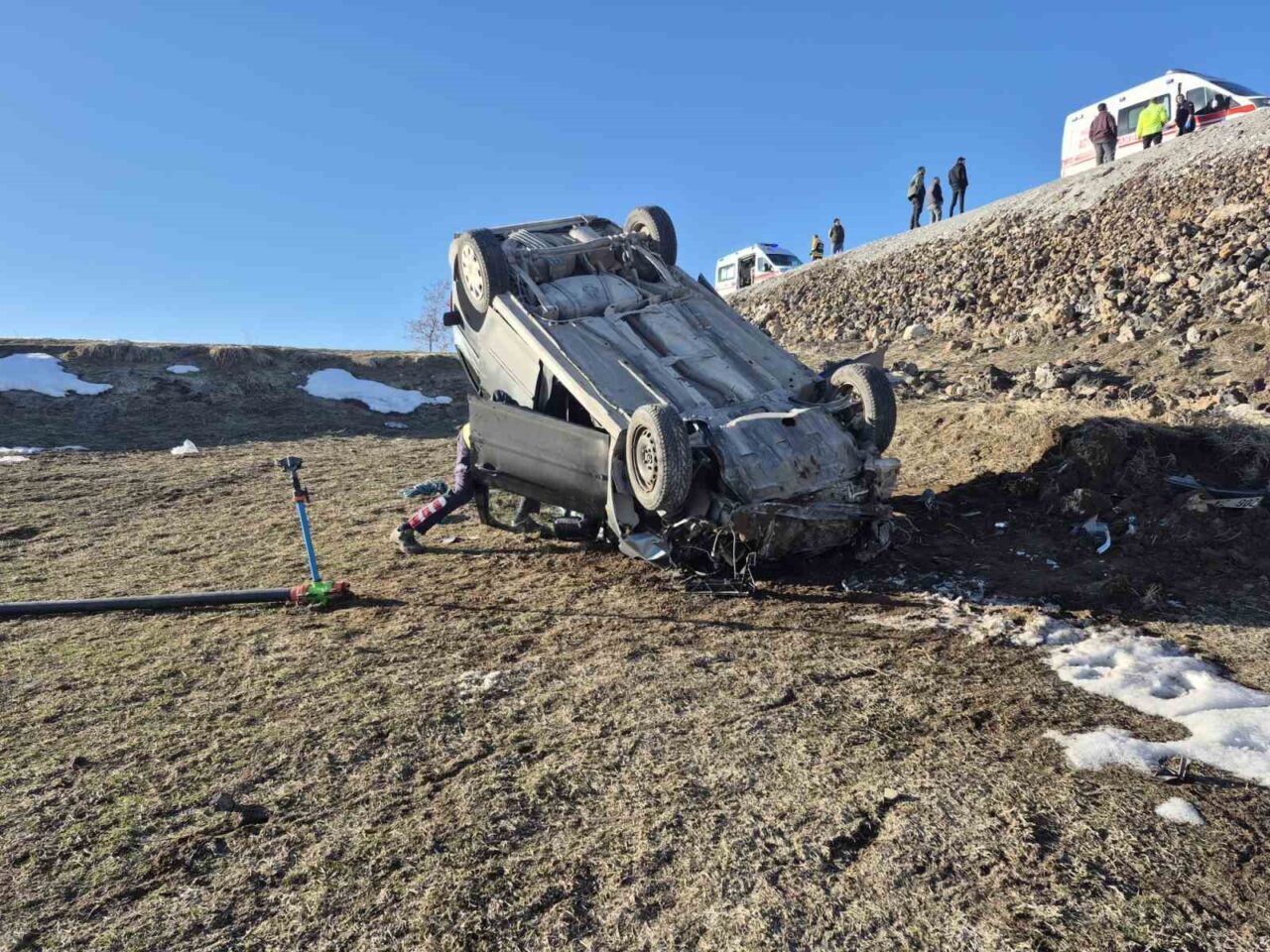 Van’ın Erciş ilçesinde meydana gelen trafik kazasında 3 kişi yaralandı.