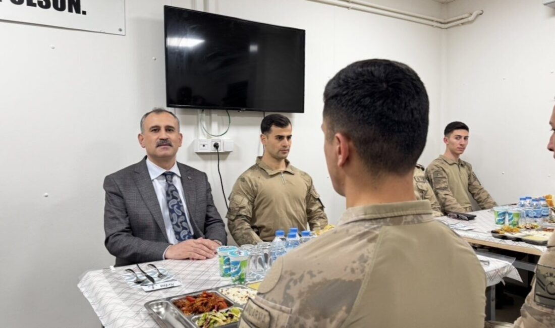 Ağrı’nın Doğubayazıt ilçesinde 2 bin 100 rakımda bulunan Hazzep Tepe