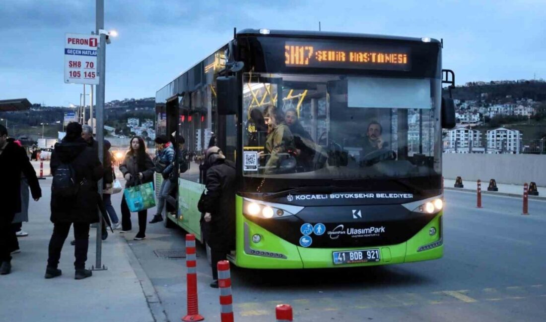 Kocaeli Şehir Hastanesi’ne ulaşımı kolaylaştırmak amacıyla hayata geçirilen yeni otobüs