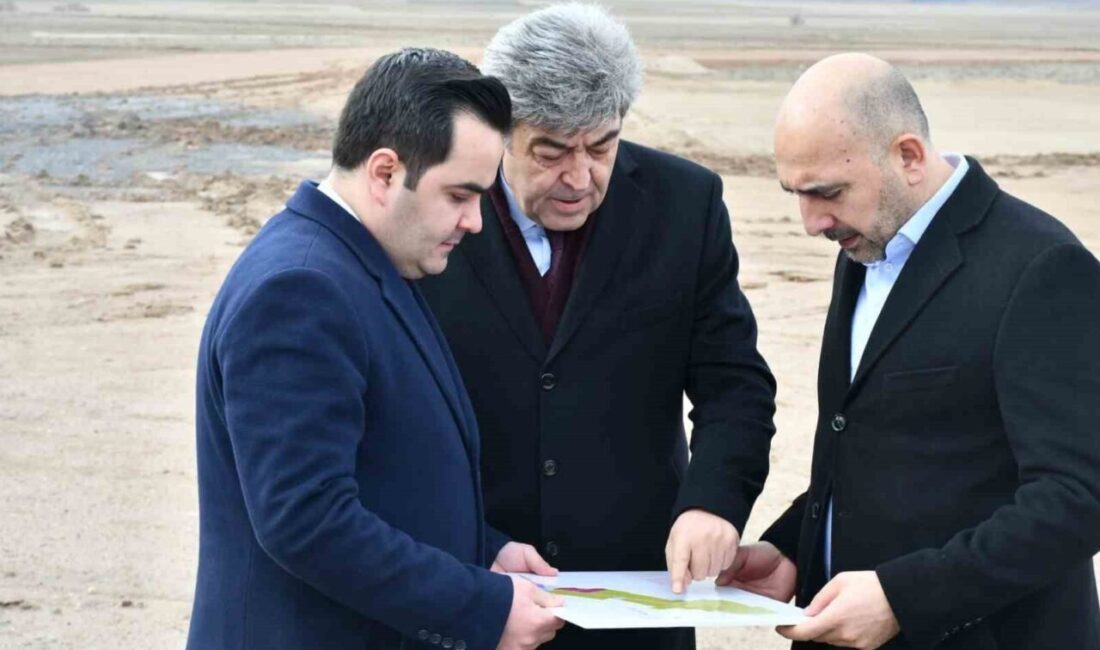 AK Parti Kayseri Milletvekili ve MKYK Üyesi Dursun Ataş ve