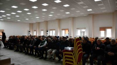 Samsun’un Vezirköprü ilçesinde bağımlılıkla mücadeleye dikkat çekmek amacıyla eğitim semineri