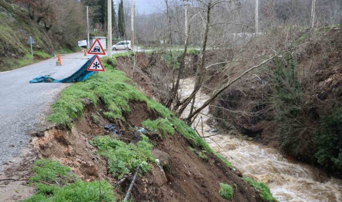 Aydın genelinde etkili olan aşırı yağışlar nedeniyle 18 yerde toprak