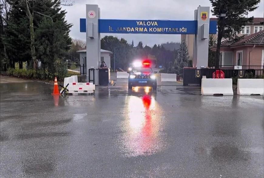 Yalova’da jandarma tarafından düzenlenen operasyonda 32 yıl 2 ay kesinleşmiş