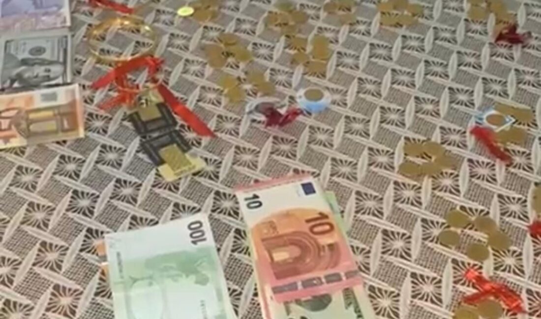 Mersin’in Anamur ilçesinde yaşlı bir kadının 44 yıllık birikimi olan