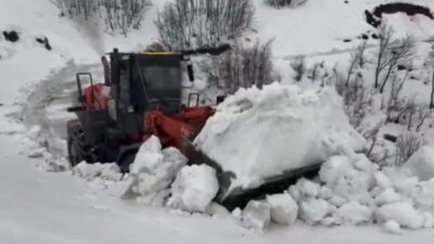 Bingöl’ün Yedisu ilçesinde kar kalınlığının yer yer 1 metreyi aşmasına