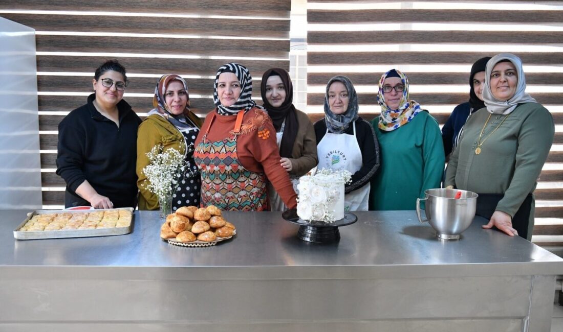 Yeşilyurt Belediyesi, sosyal belediyecilik anlayışı doğrultusunda kadınların mesleki ve kişisel