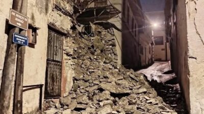 DENİZLİ (İHA) – Denizli’nin Buldan ilçesinde şiddetli yağışların ardından yıkılan