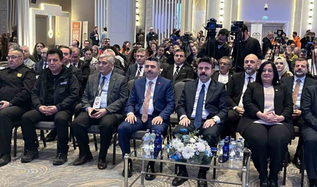 Bursa Belediyeler Birliği tarafından düzenlenen ’Bursa İRAP 2027-32 Afet Risk
