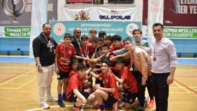 Afyonkarahisar’da gerçekleştirilen ‘Okul Sporları Yıldız Erkekler Futsal Müsabakaları’ tamamlandı. Okul