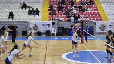 Yozgat’ta ve Sorgun’da düzenlenen Okul Sporları Voleybol Turnuvaları, oynanan final